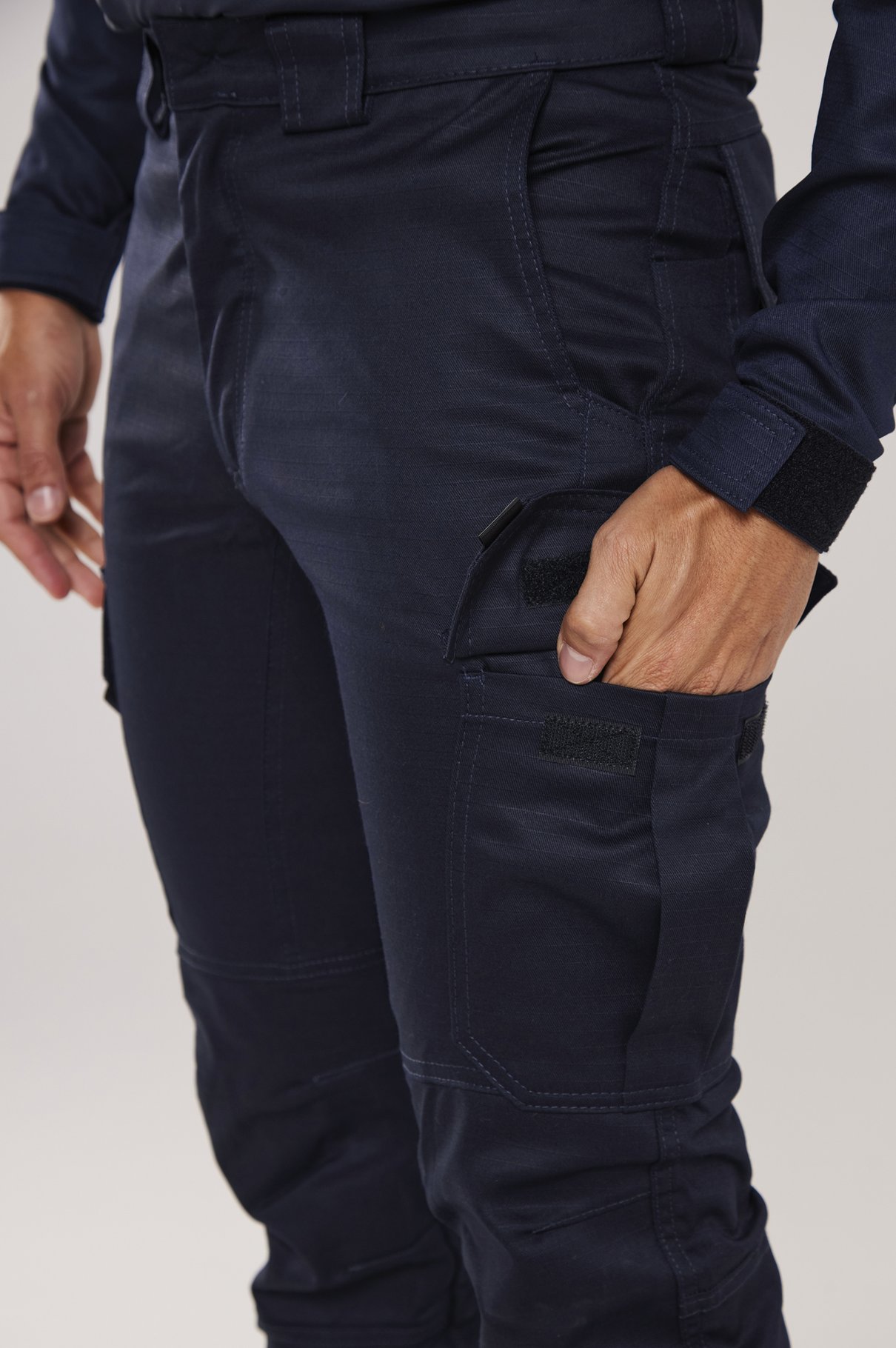 03 calca operacional tracker azul marinho noite 36