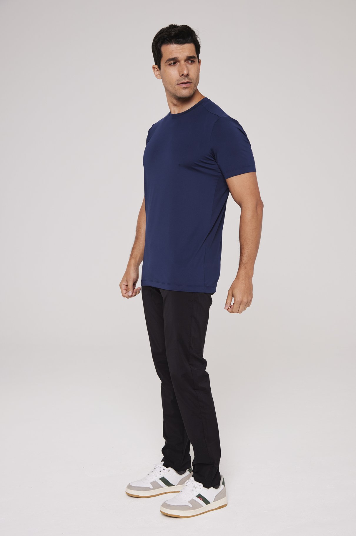01 camisa bolt