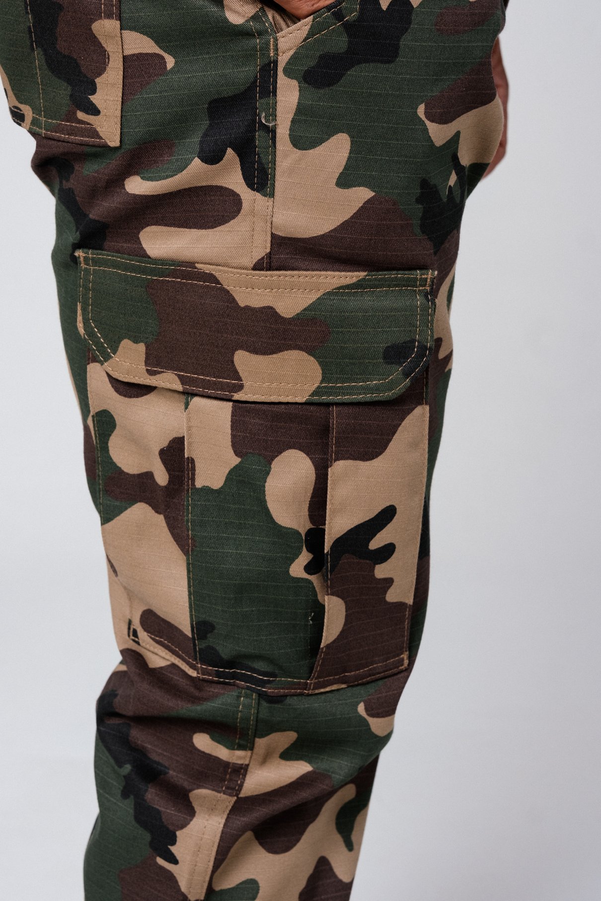 03 calca op masc camuflado ambiental pmsc