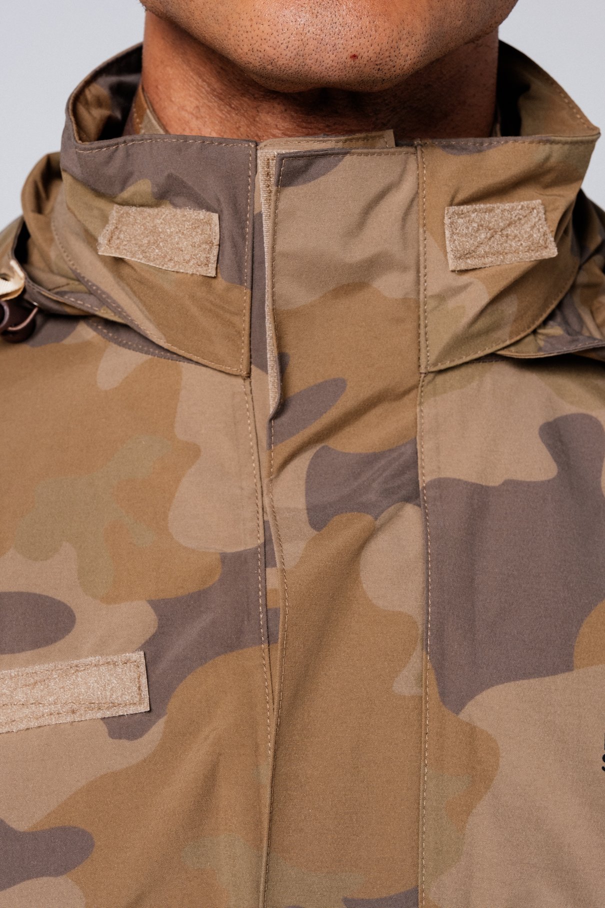 08 jaqueta anoraque unissex camuflado caqui pmsc ppt